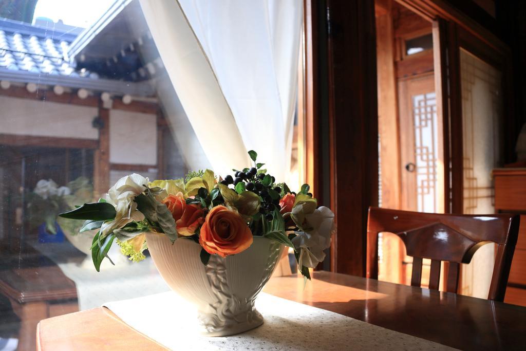 Dajayon Hanok Stay Seoul Exterior photo
