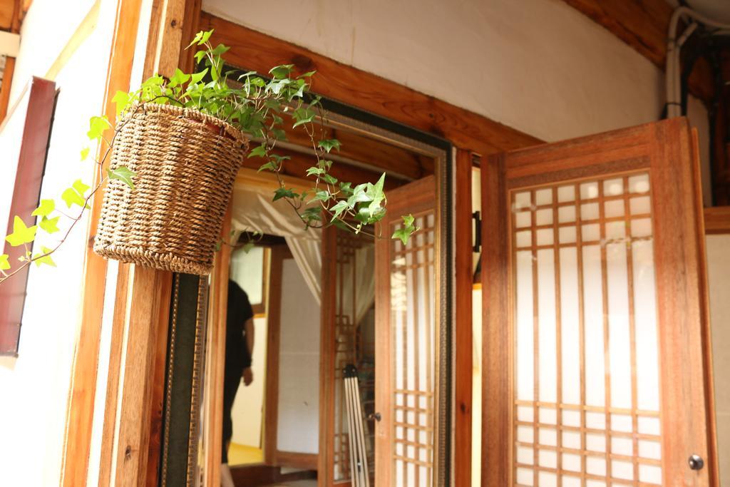 Dajayon Hanok Stay Seoul Exterior photo
