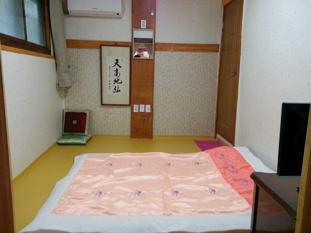 Dajayon Hanok Stay Seoul Exterior photo