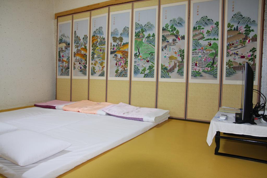 Dajayon Hanok Stay Seoul Exterior photo