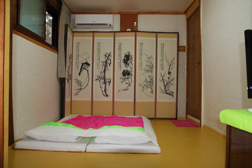 Dajayon Hanok Stay Seoul Exterior photo