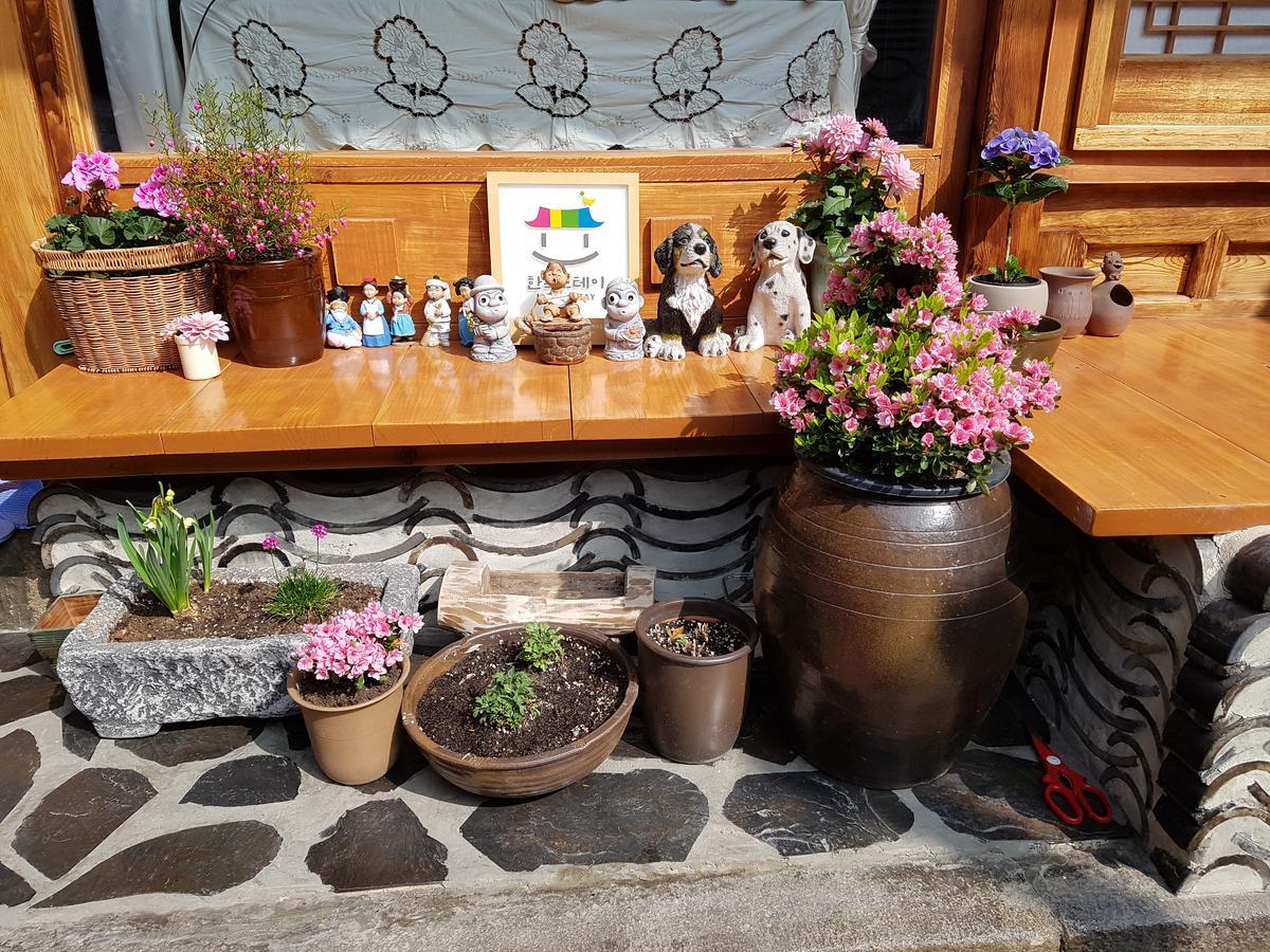 Dajayon Hanok Stay Seoul Exterior photo